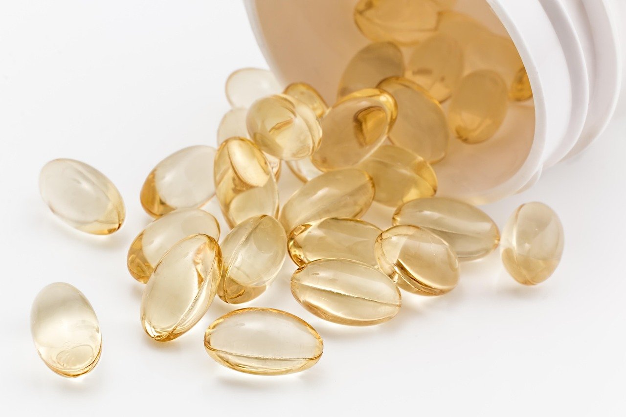 pill, gel capsule, medicine, health, cure, vitamin supplements, medication, pharmacy, treatment, prescription, pharmaceutical, remedy, healthcare, medical, sick, dose, medicament